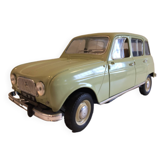 Collectible miniature car solido renault 4l 1/18 metal 1957 autophilists