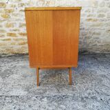 Six-drawer chest of drawers