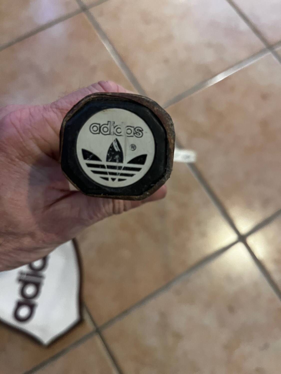 Ancienne Raquette de Tennis Adidas ADS 030 + Pochette de Protection –