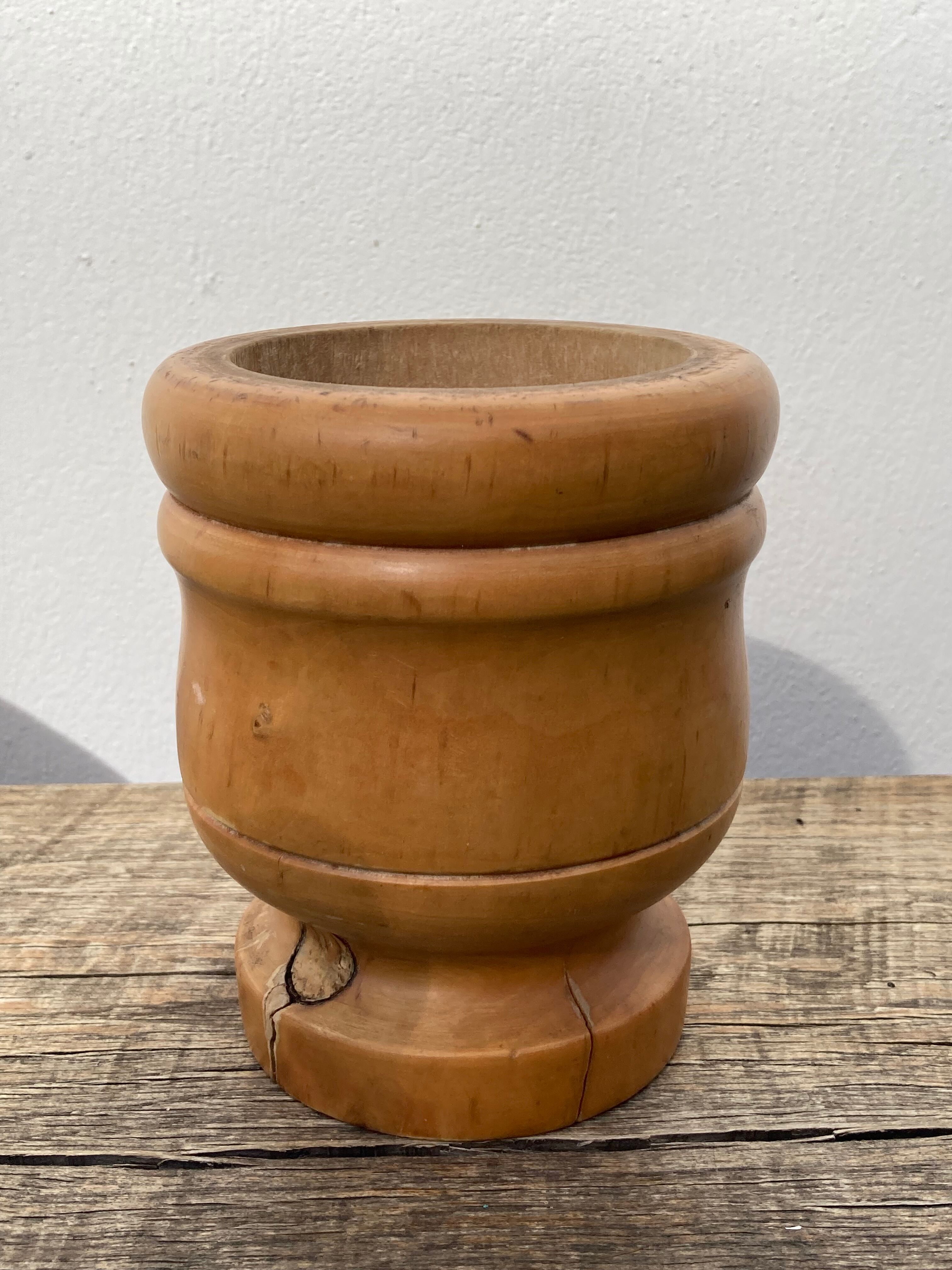 Small solid wood pot cache / vintage ethnic vase