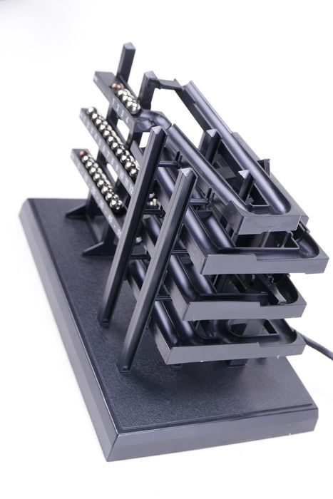 Roll-o-clock Ball Clock-Mattel - 1983