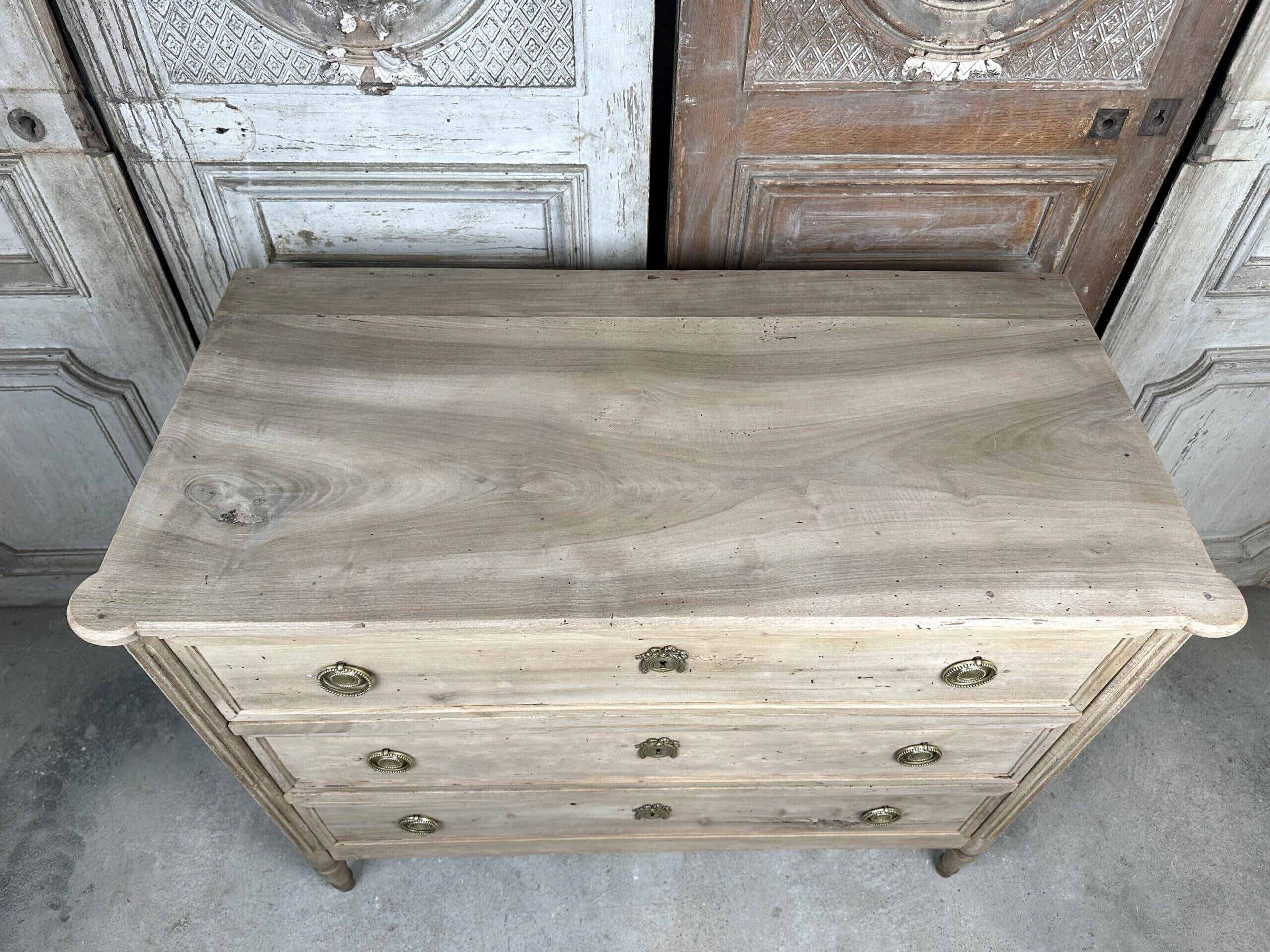 Louis XVI chest of drawers in bleached walnut circa 1800