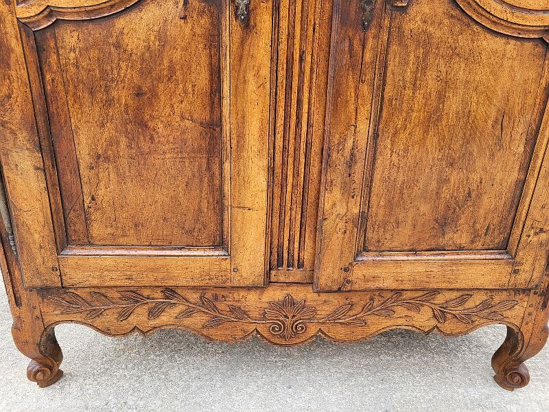 Wardrobe 2 doors louis xv walnut of the xix th siecle