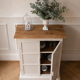 Meuble, buffet peint en beige, plateau en bois brut