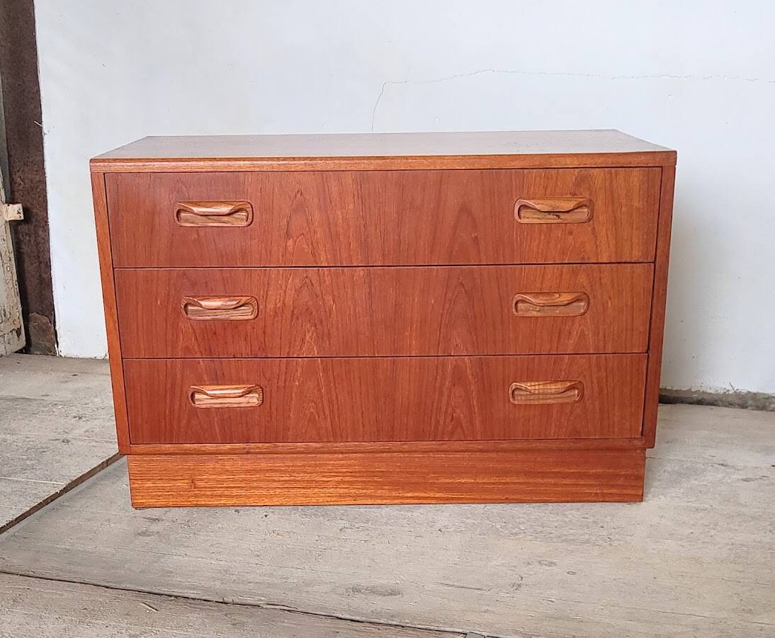 G-PLAN vintage chest of drawers