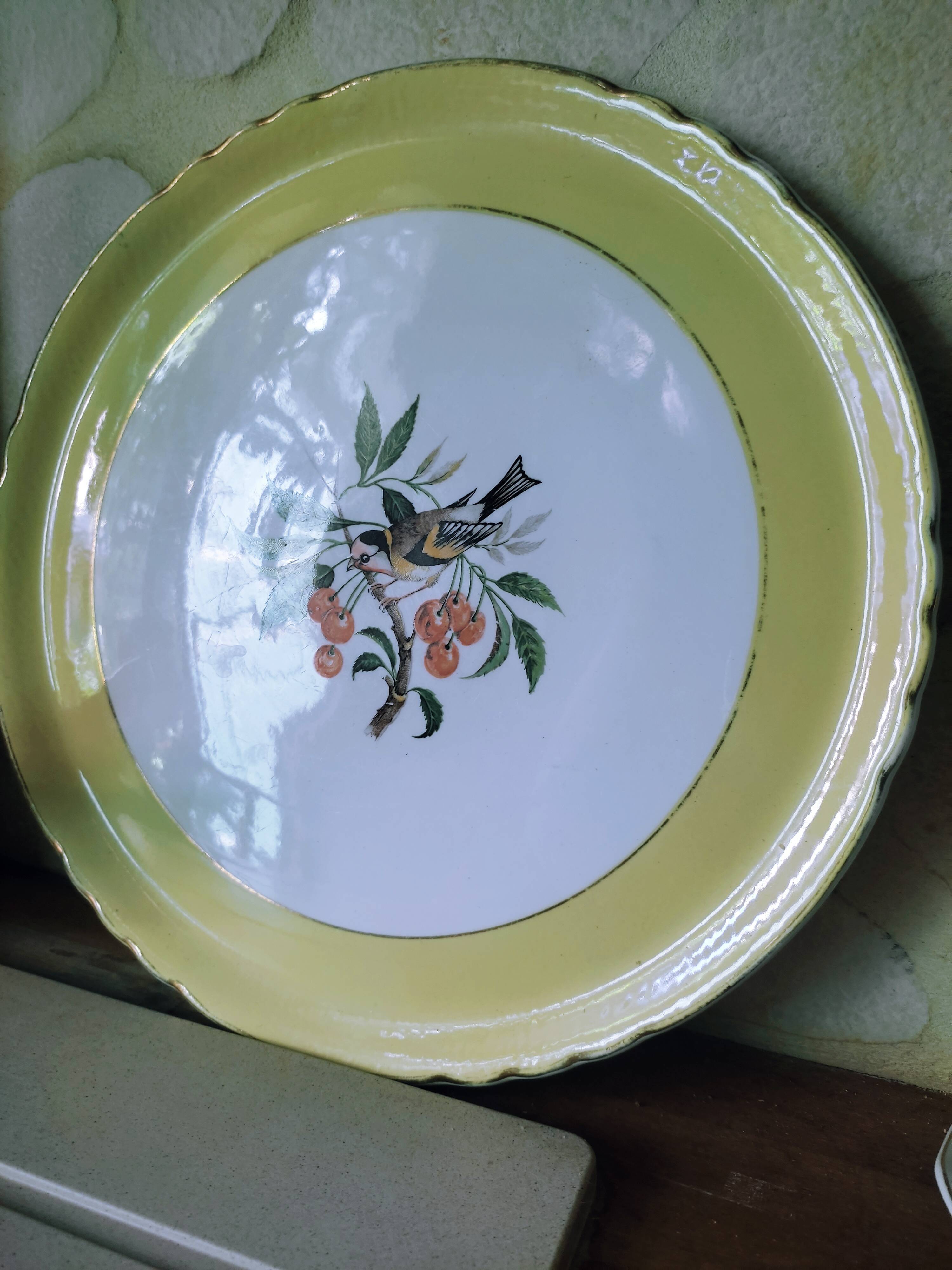 Earthenware pie dish by Moulin des Loups