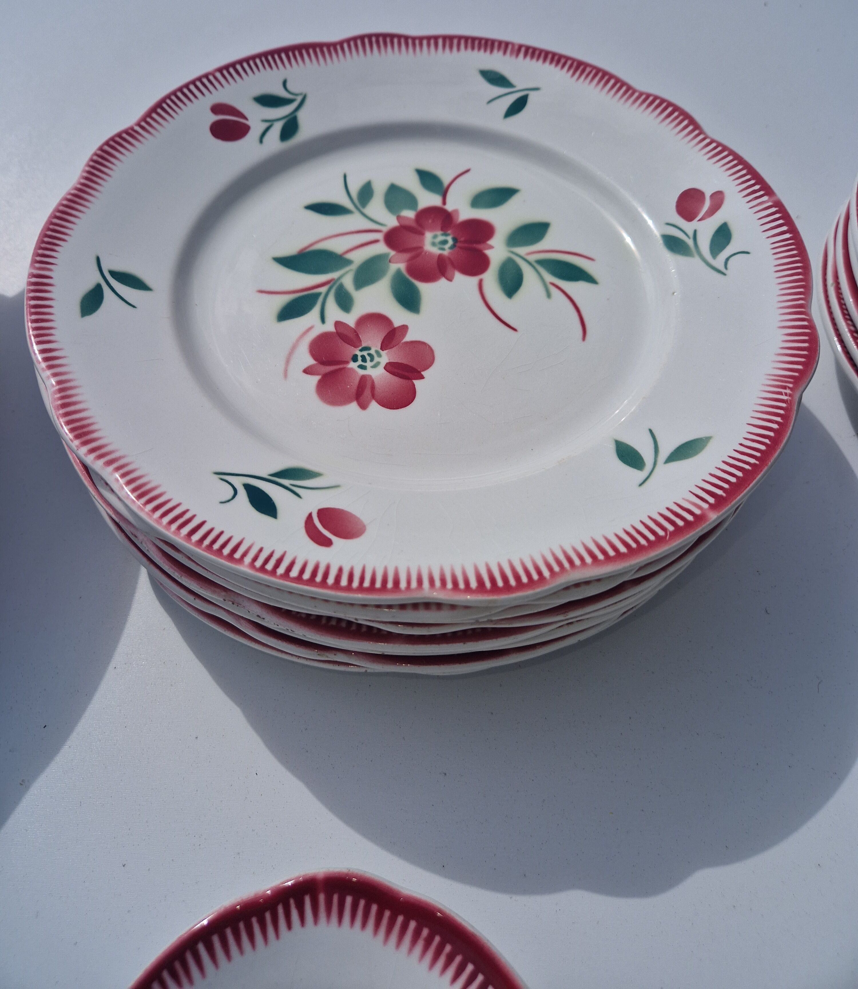 Service for 9 people, Badonviller faience, Fénal Frères, model "rèverbèr".