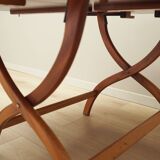 Round mahogany table, Danish design, 1970s, production: Denmark