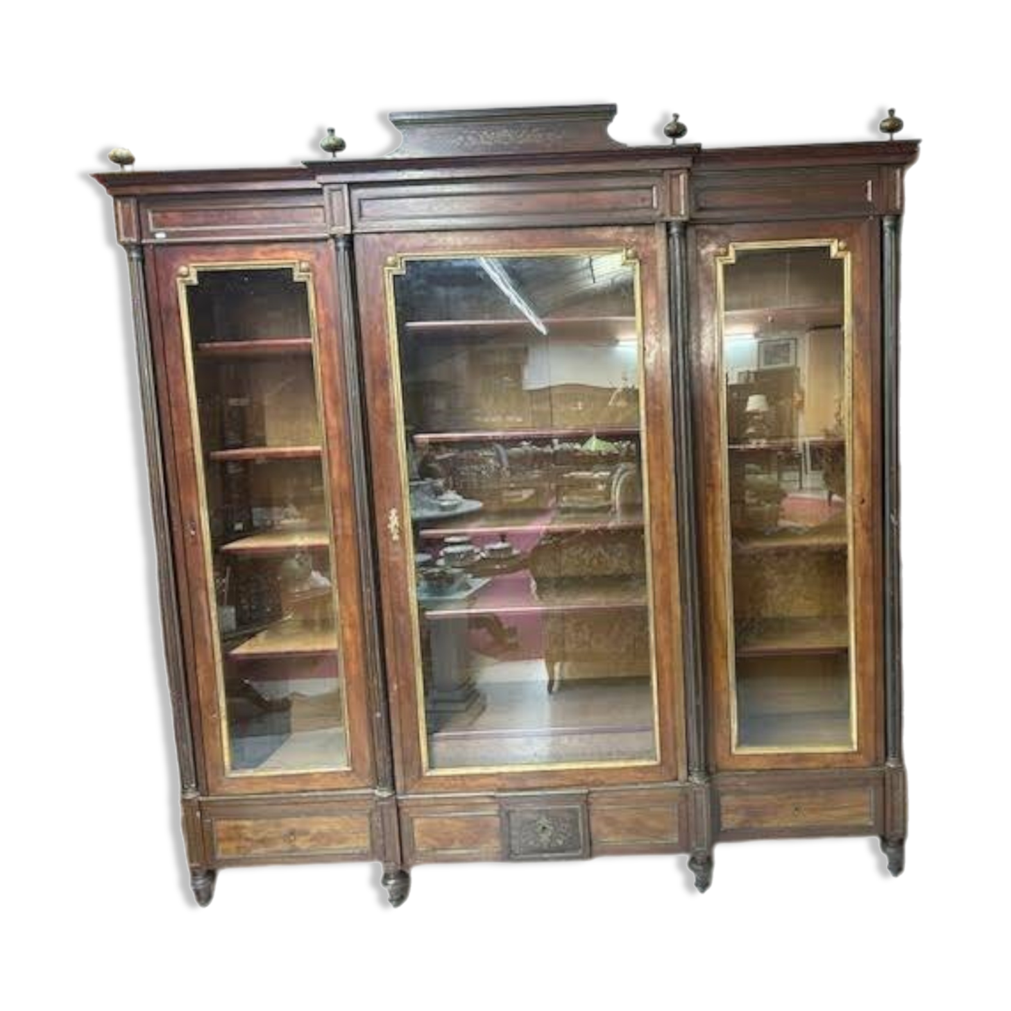 Large 3-door bookcase