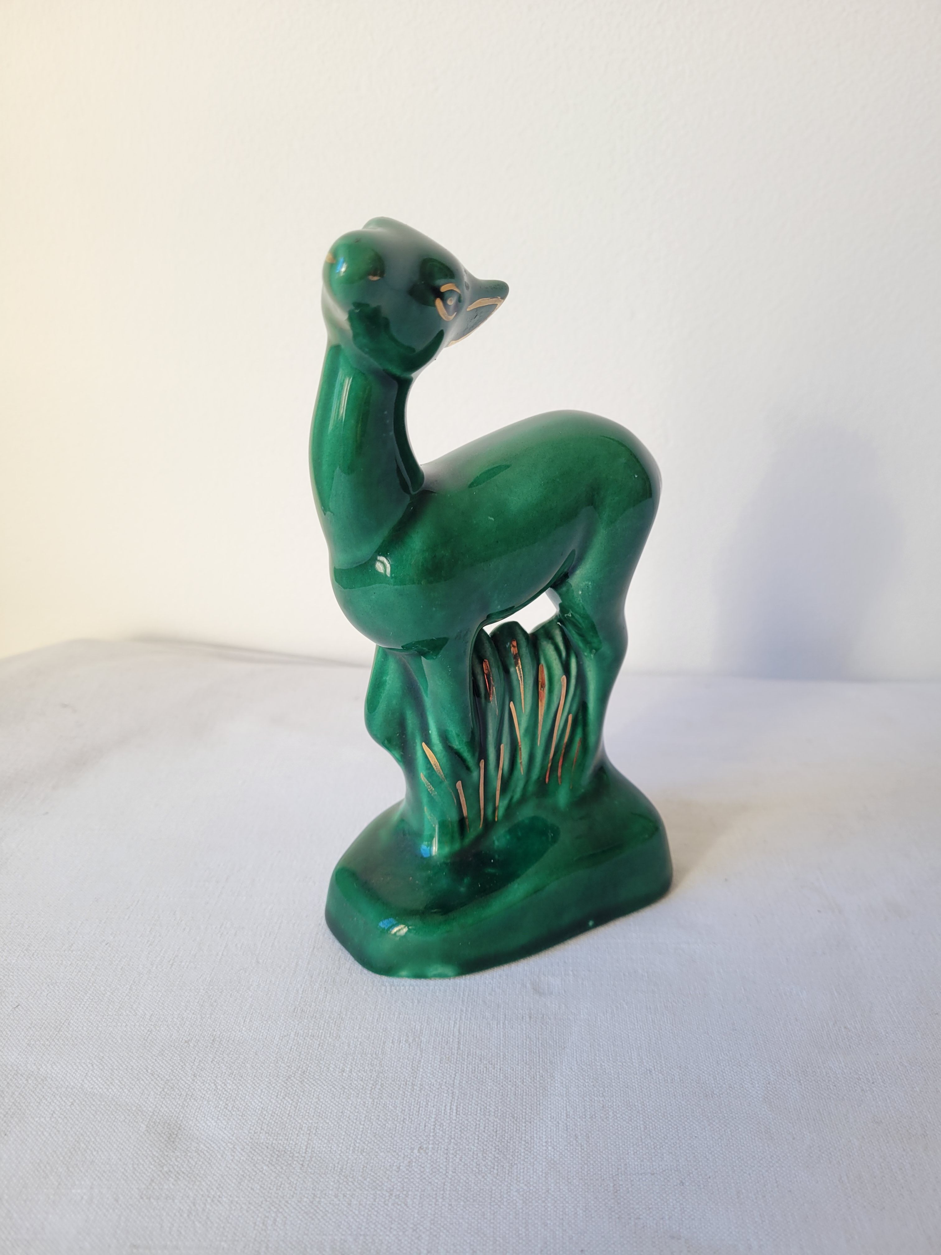 Figurine zoomorphe art déco faon vert