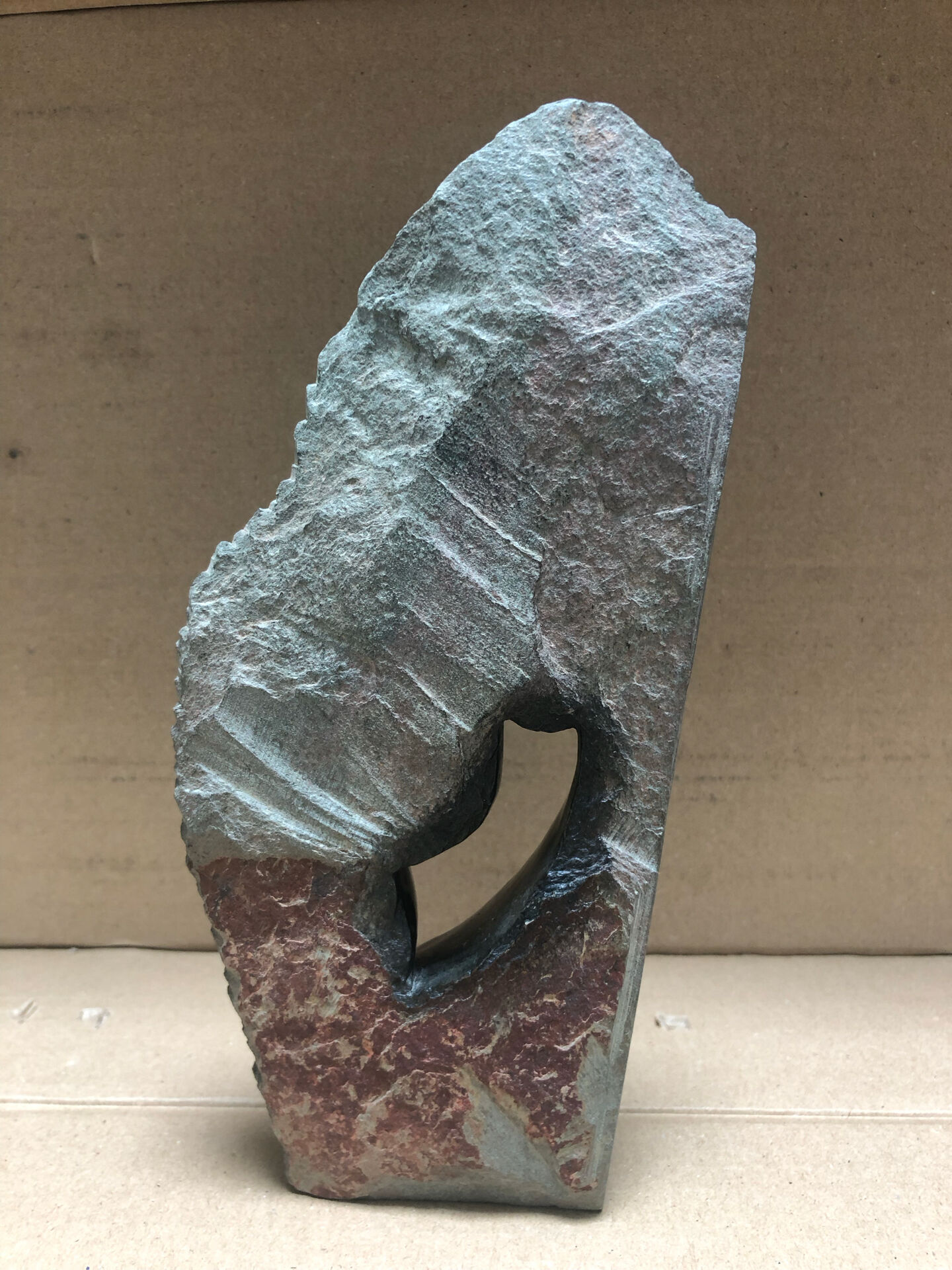 Sculpture mother and child