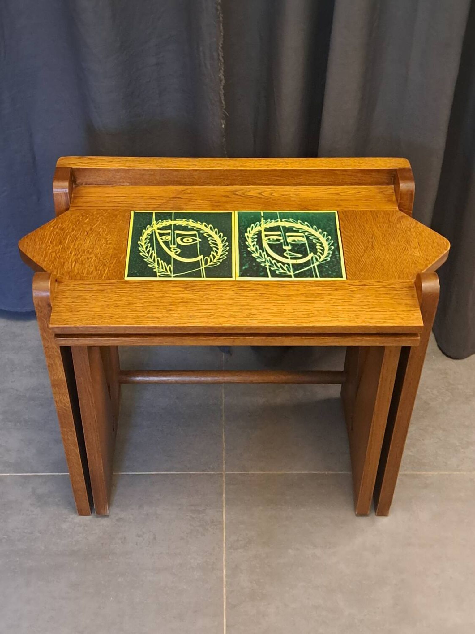 Tables gigognes Guillerme et Chambron