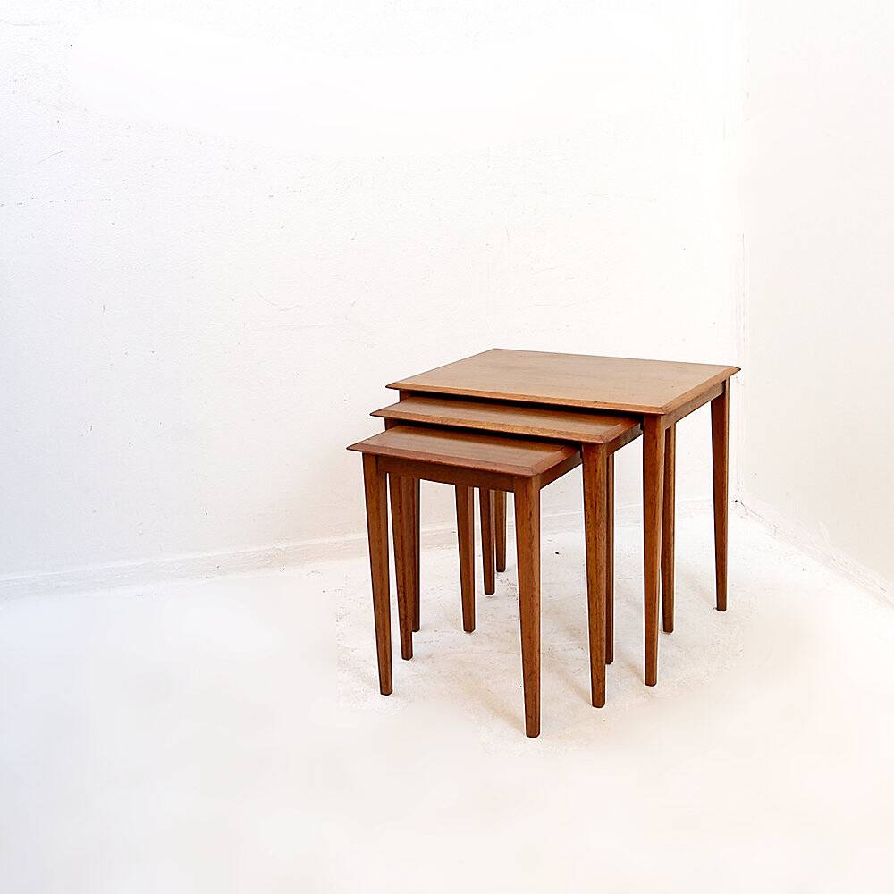 Nesting tables in teak mid-century modern - 1960s