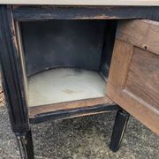 Chevet, table de nuit