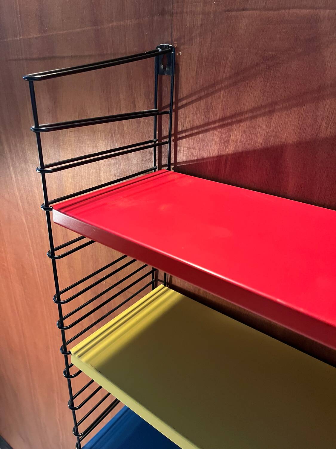 Étagère vintage Tomado Holland 1960