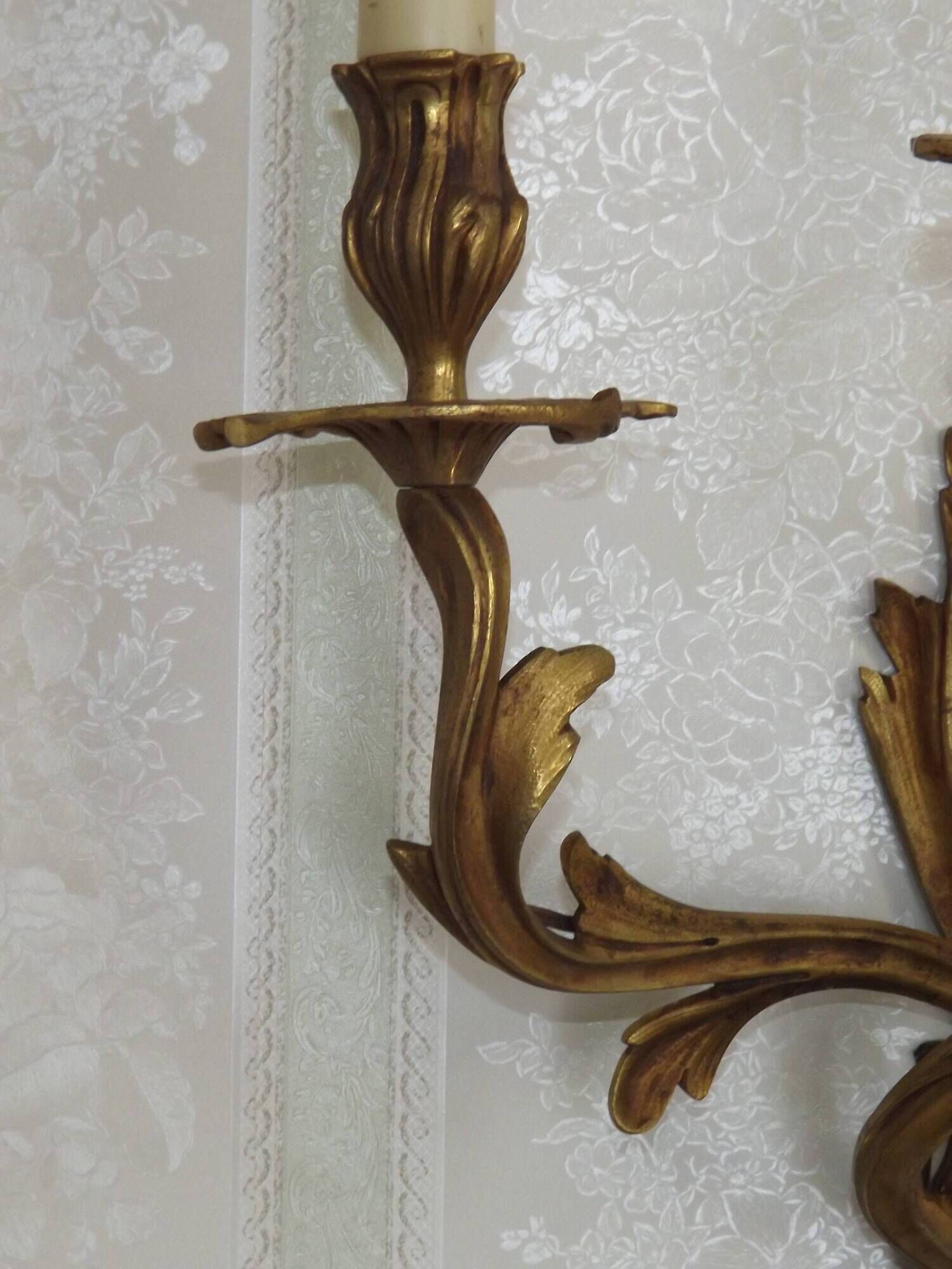 Magnificent French Vintage Bronze Triple Light Acanthus Leaf Wall Sconce 4798