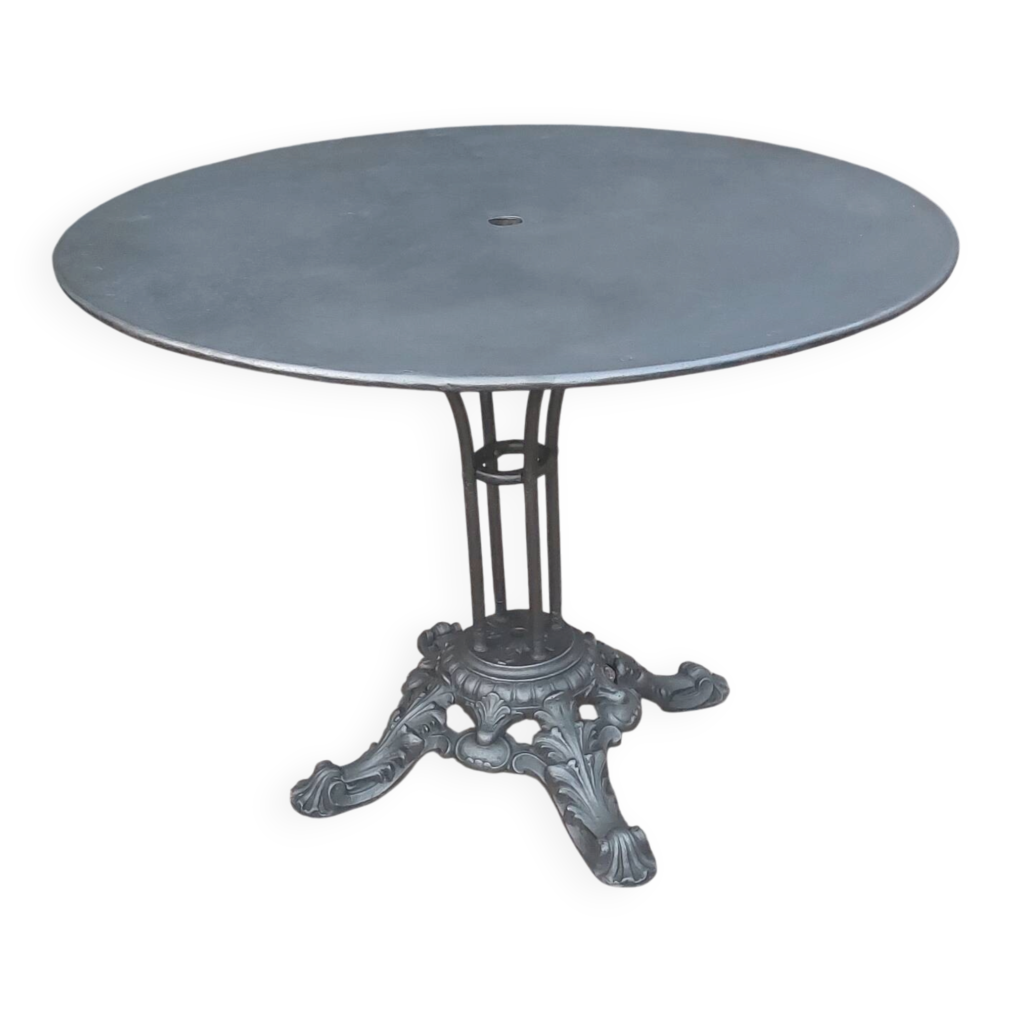Table de jardin louis vuitton 1930