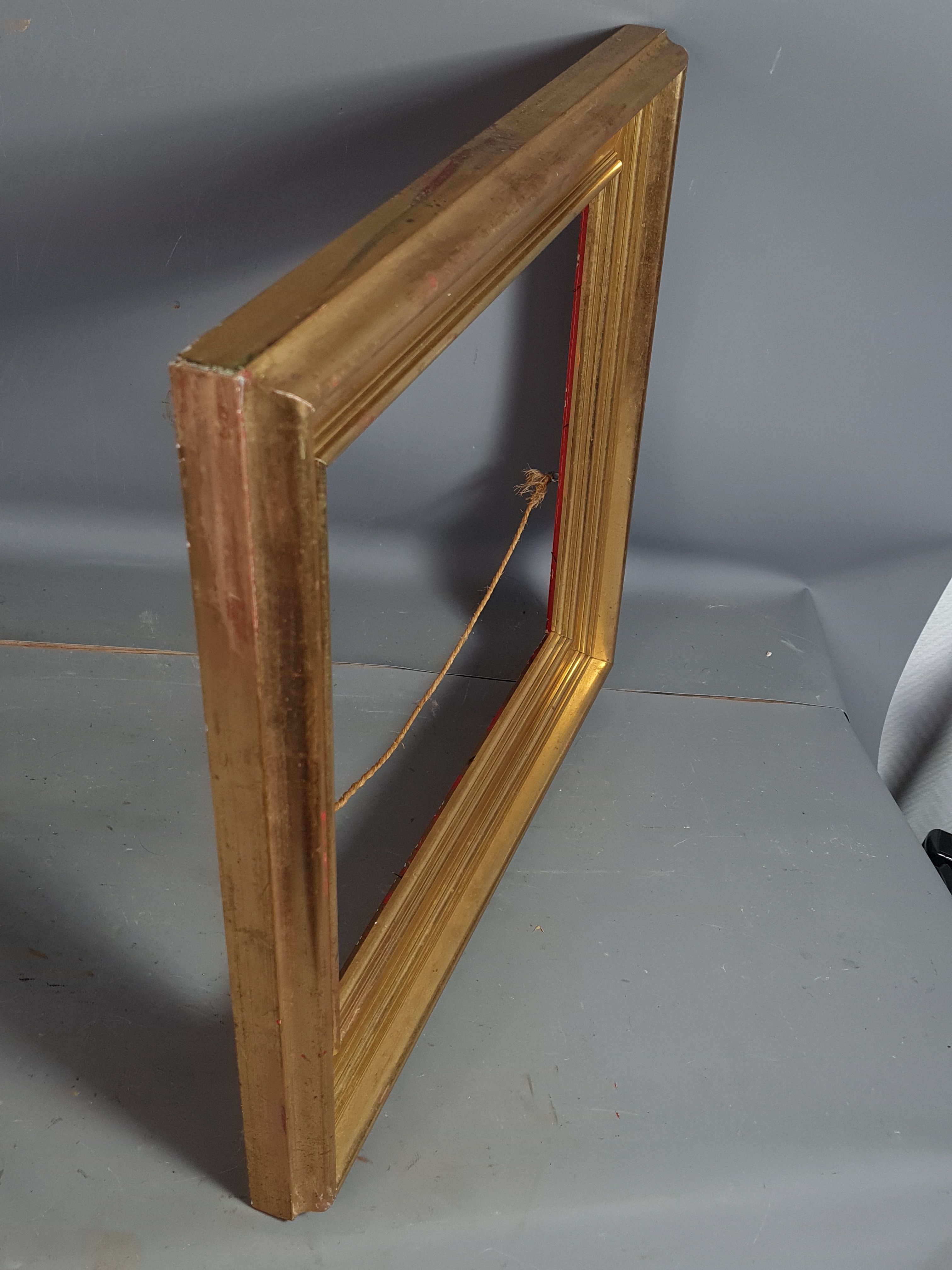 Frame hollow edges gold leaf 47,5x43 leaf 35,5x30,7 cm