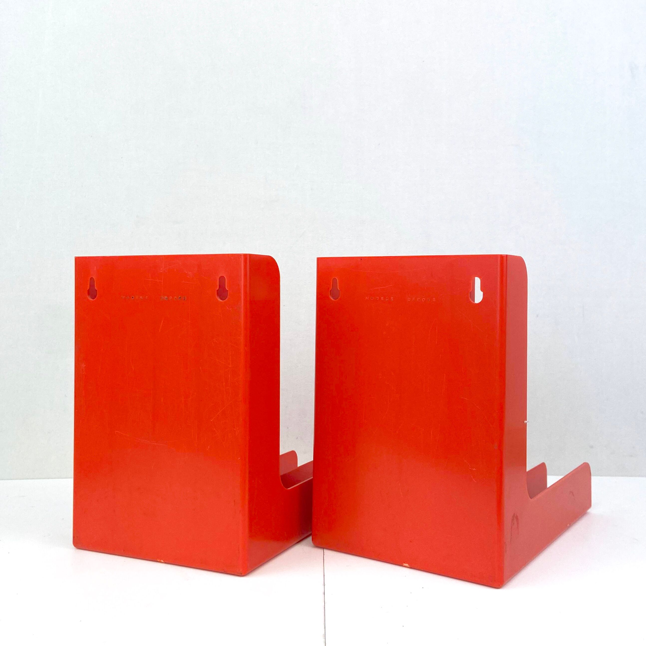 1970 - Lot of Porte livre orange