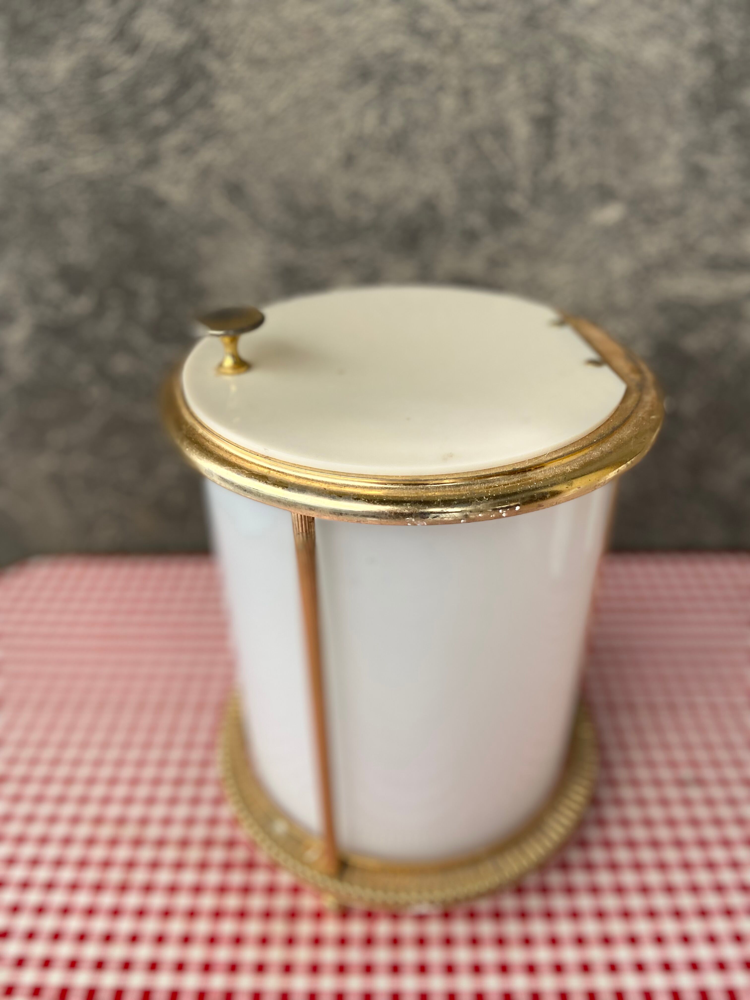 Opaline basket art deco style