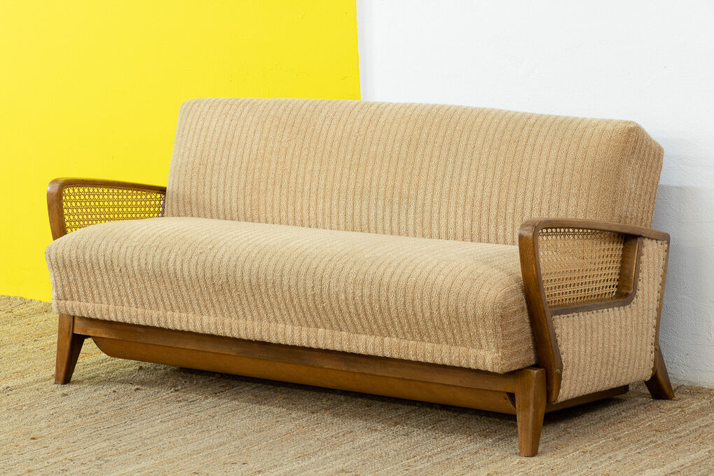 Scandinavian sofa – 172 cm