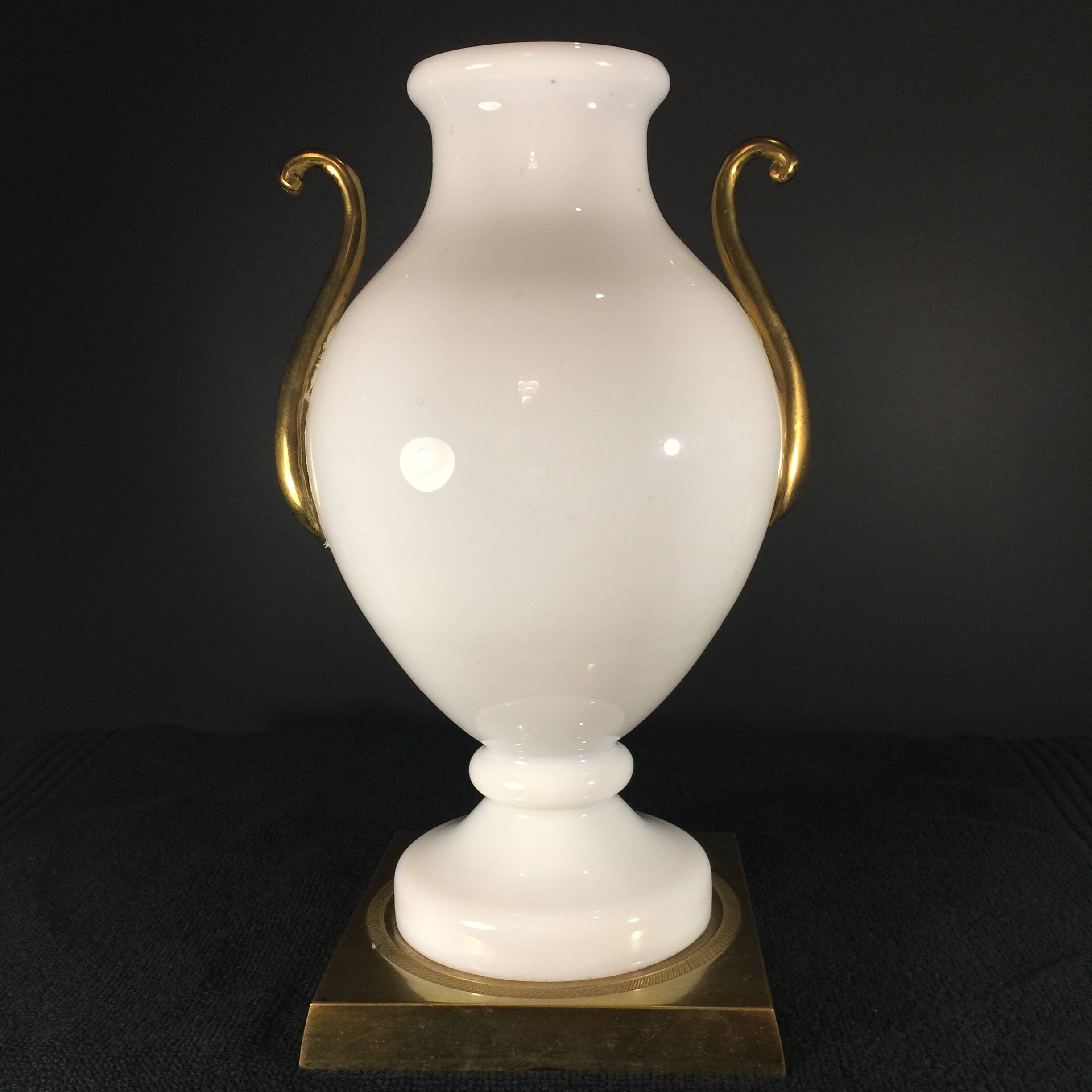 Venini Primavera in Murano, white opaline glass with gilded handles, bronze base.