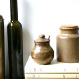 Pot en grès pyrité