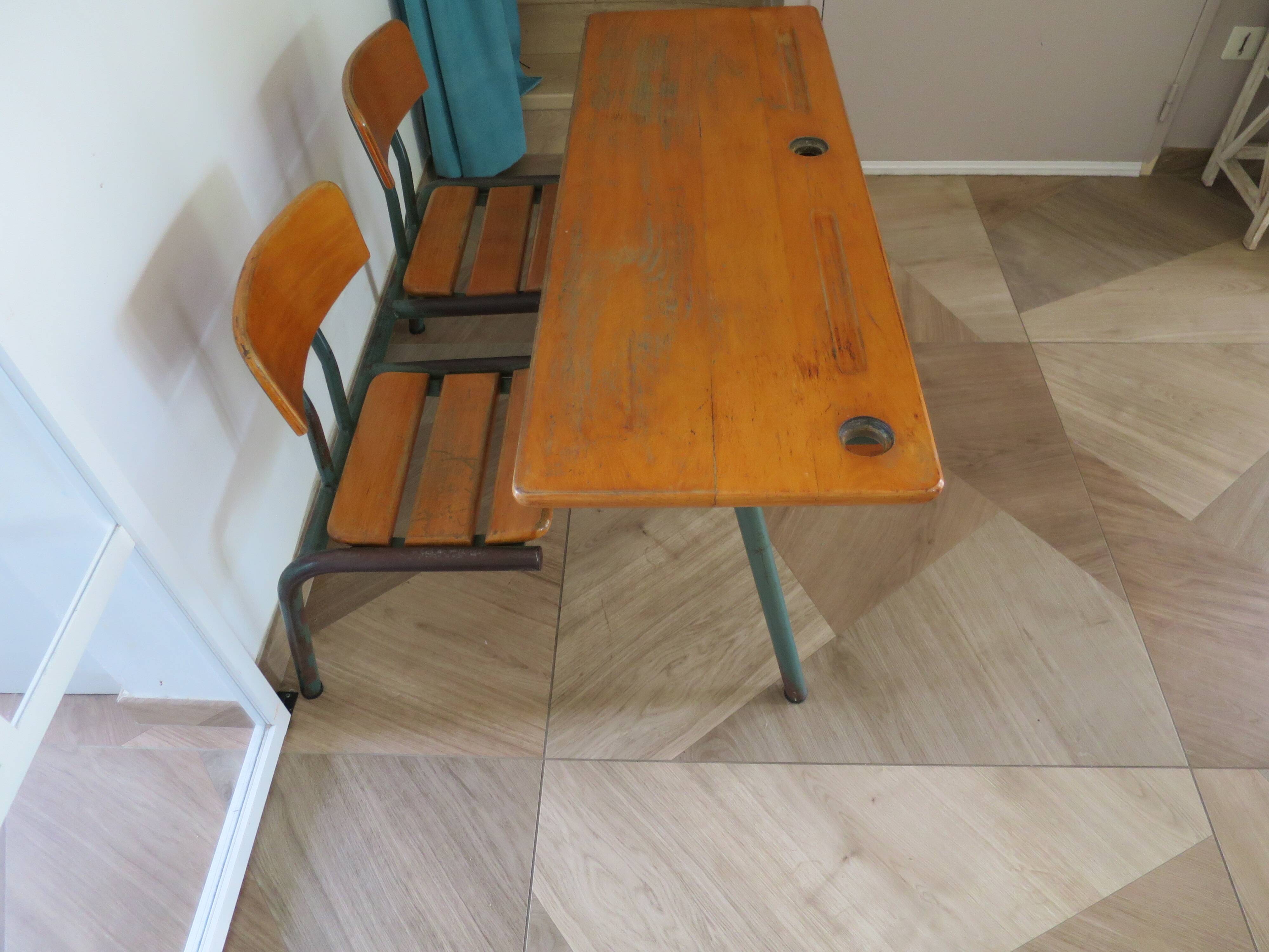 Bureau d’écolier vintage en bois et métal - Bureau double