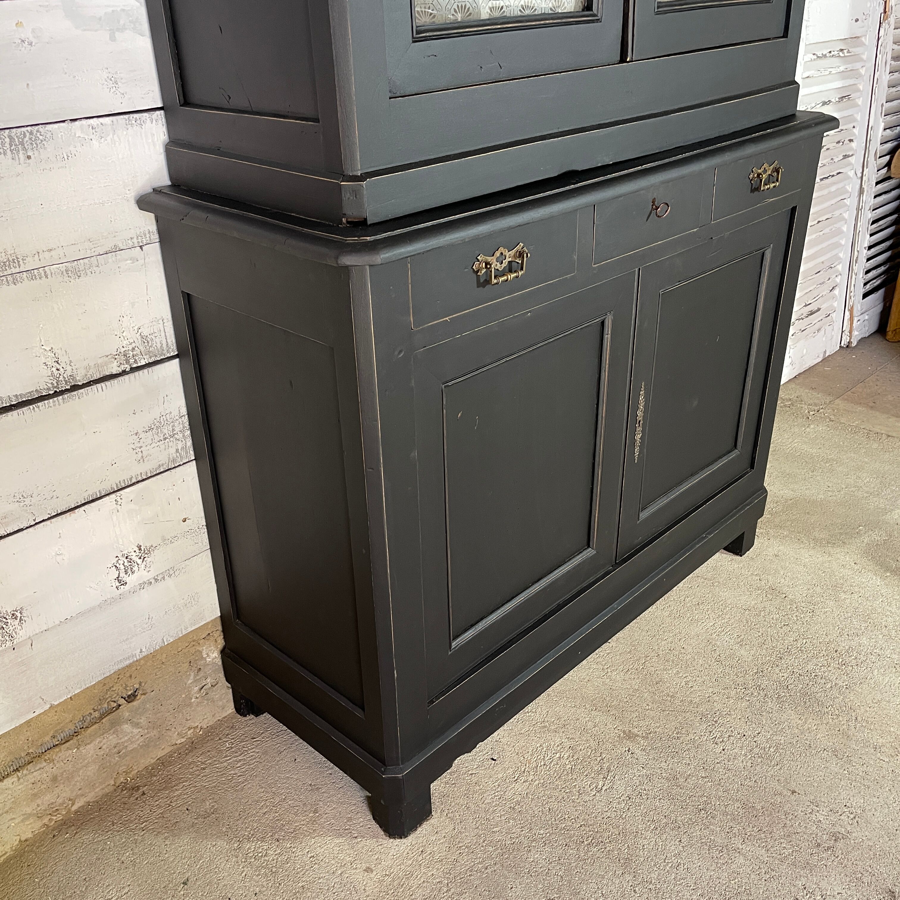 Vaisselier early XX th black patina