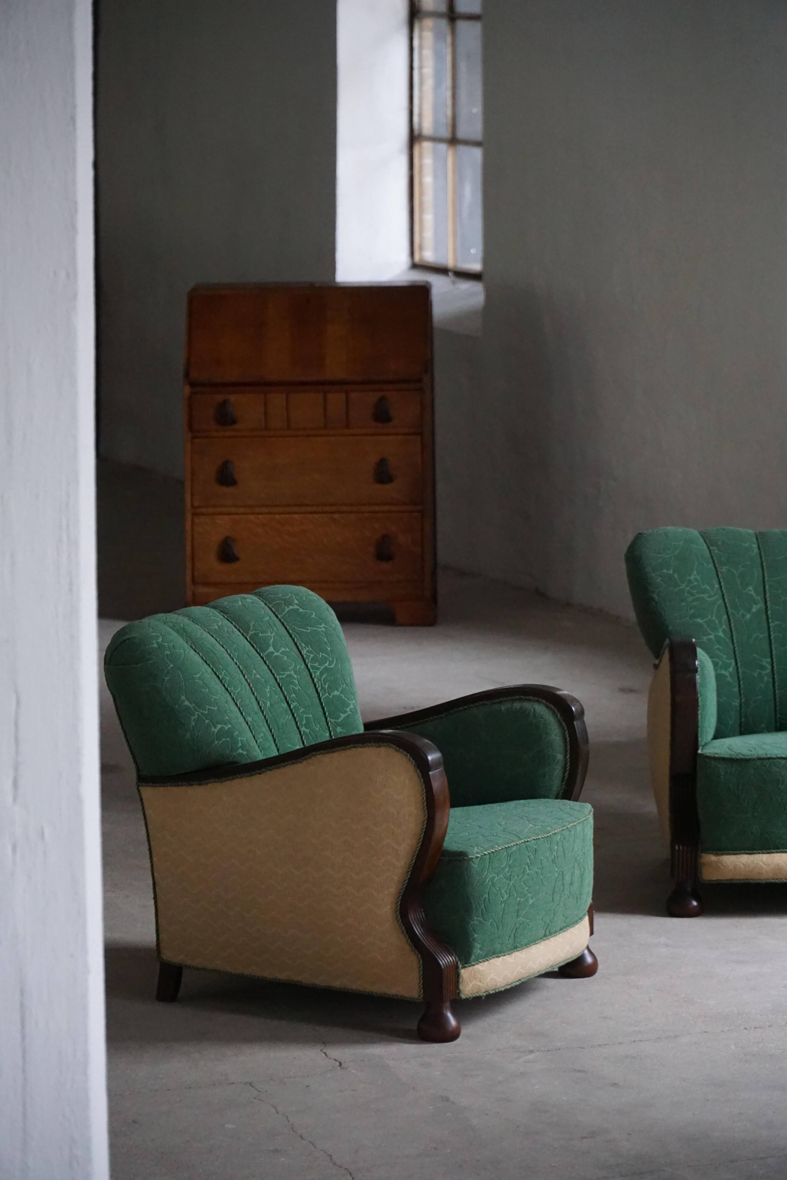 Pair of Art Deco lounge chairs, made by a Danish cabinetmaker, 1940s.