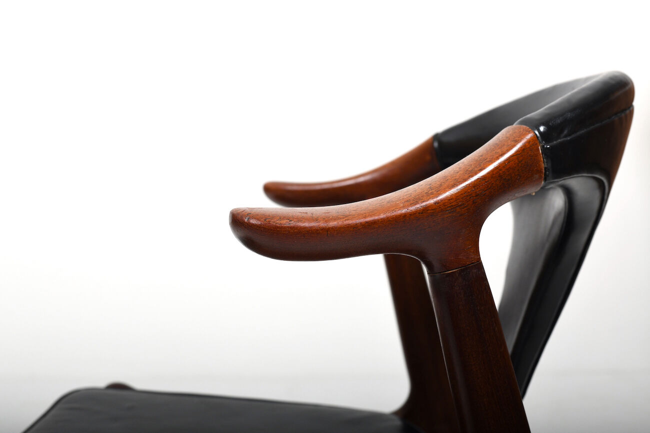Danish Cow Horn Chair in Teak and Leather by H.P. Hansen