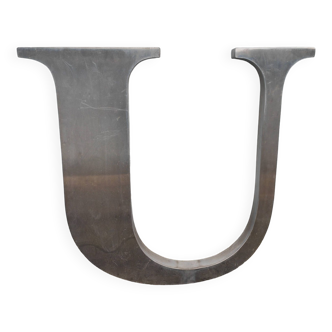 Brush metal letter