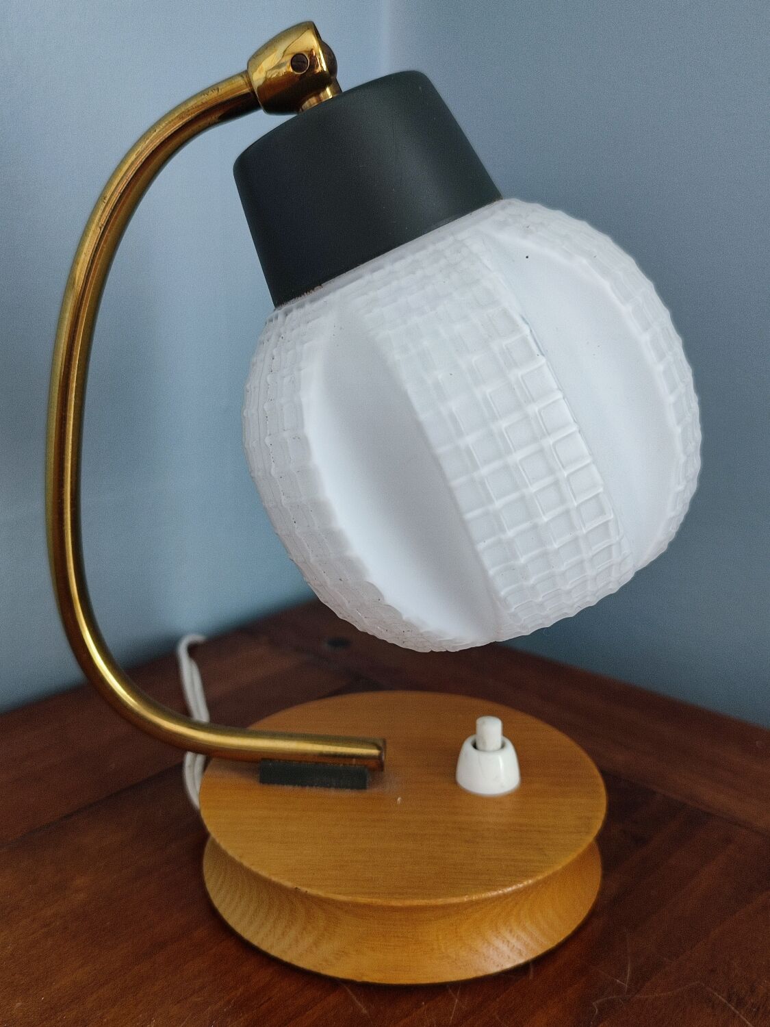 Vintage opaline table lamp