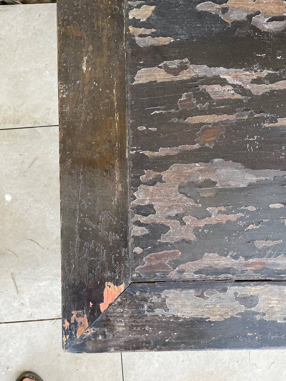 Asian coffee table from the late 18th century.