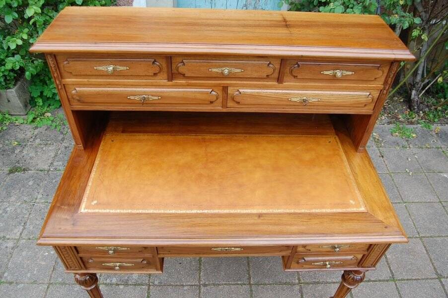 Napoleon III period tiered walnut desk from the 19th century