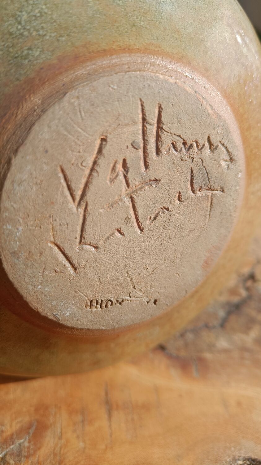 Vallauris single-flower ceramics