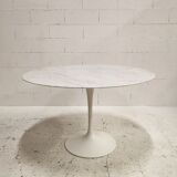 Marble round dining table, Eero Saarinen, Knoll International