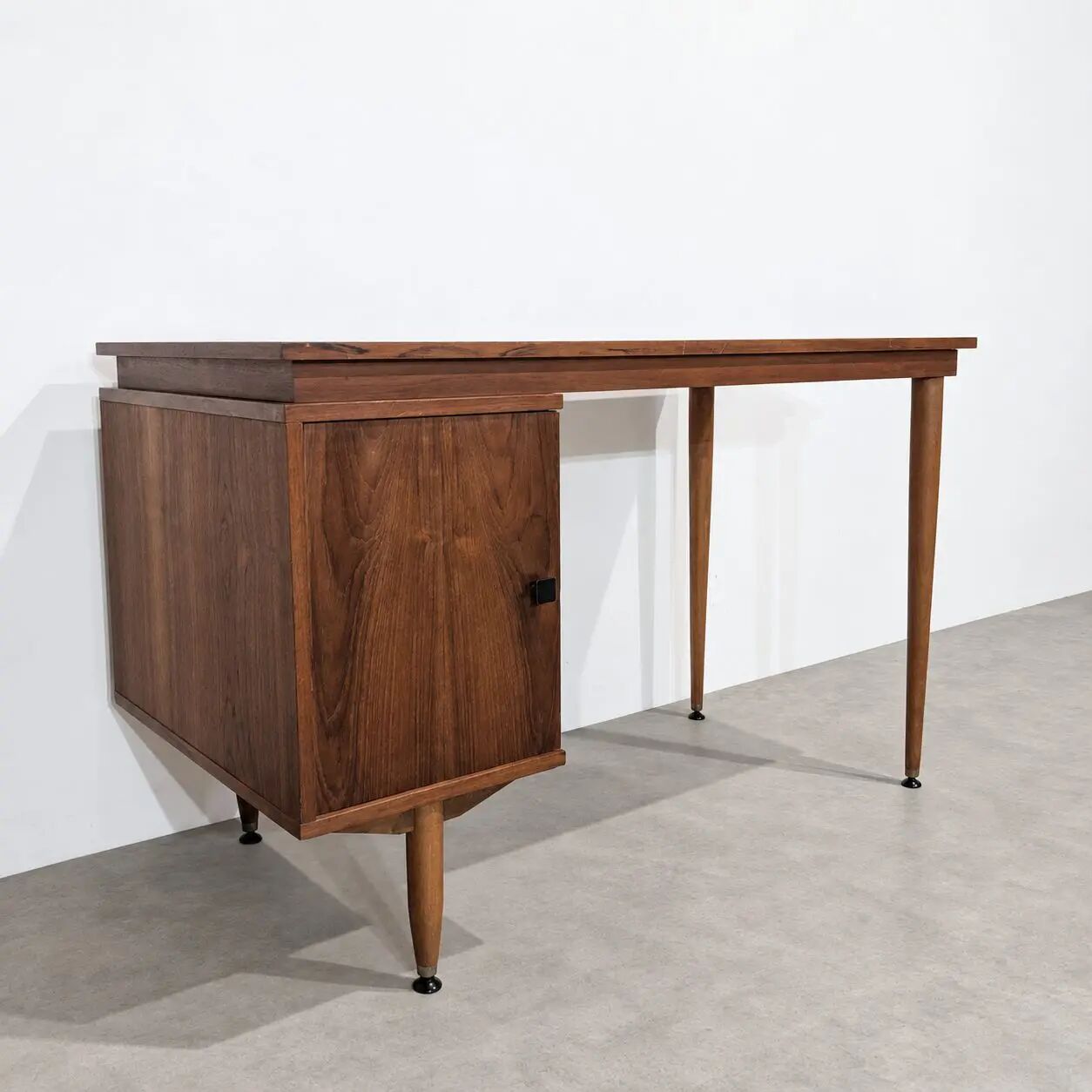 Bureau vintage 1960