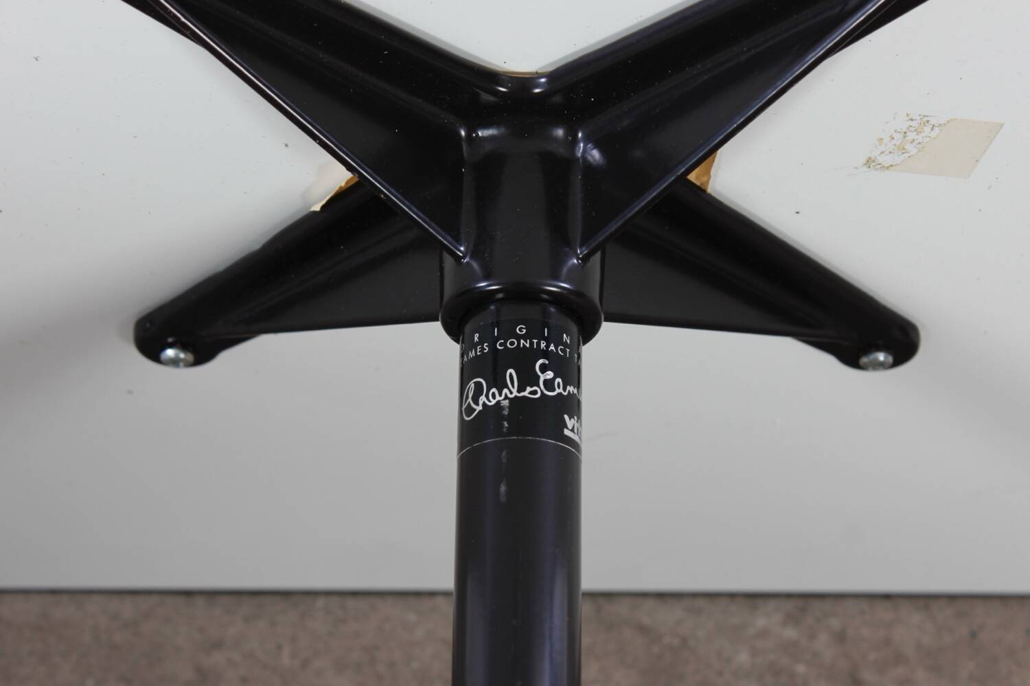 Vintage Tisch Sidetable Eames Vitra Mid Century Design