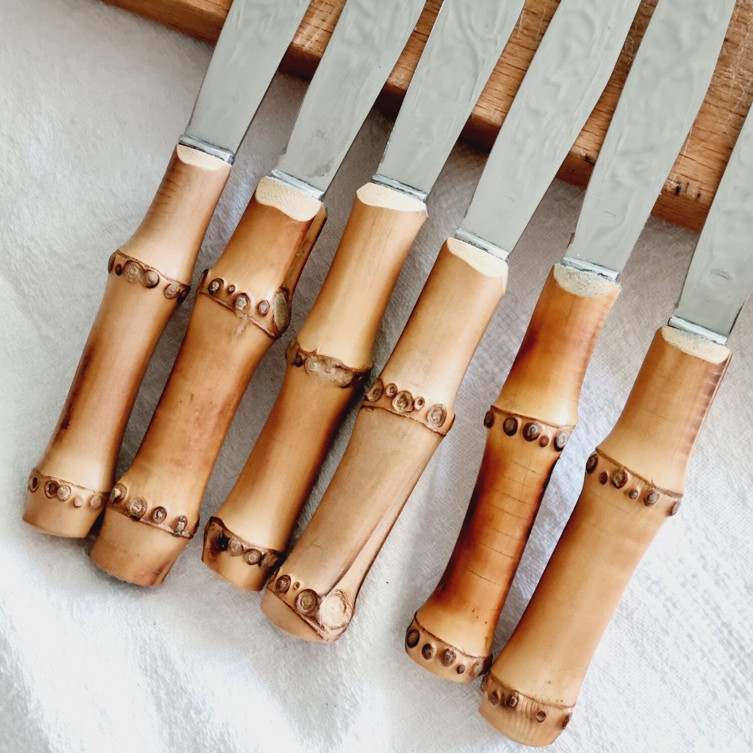 6 bamboo cheese knives