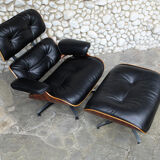 Lounge Chair & ottoman by Charles & Ray Eames edition Herman Miller