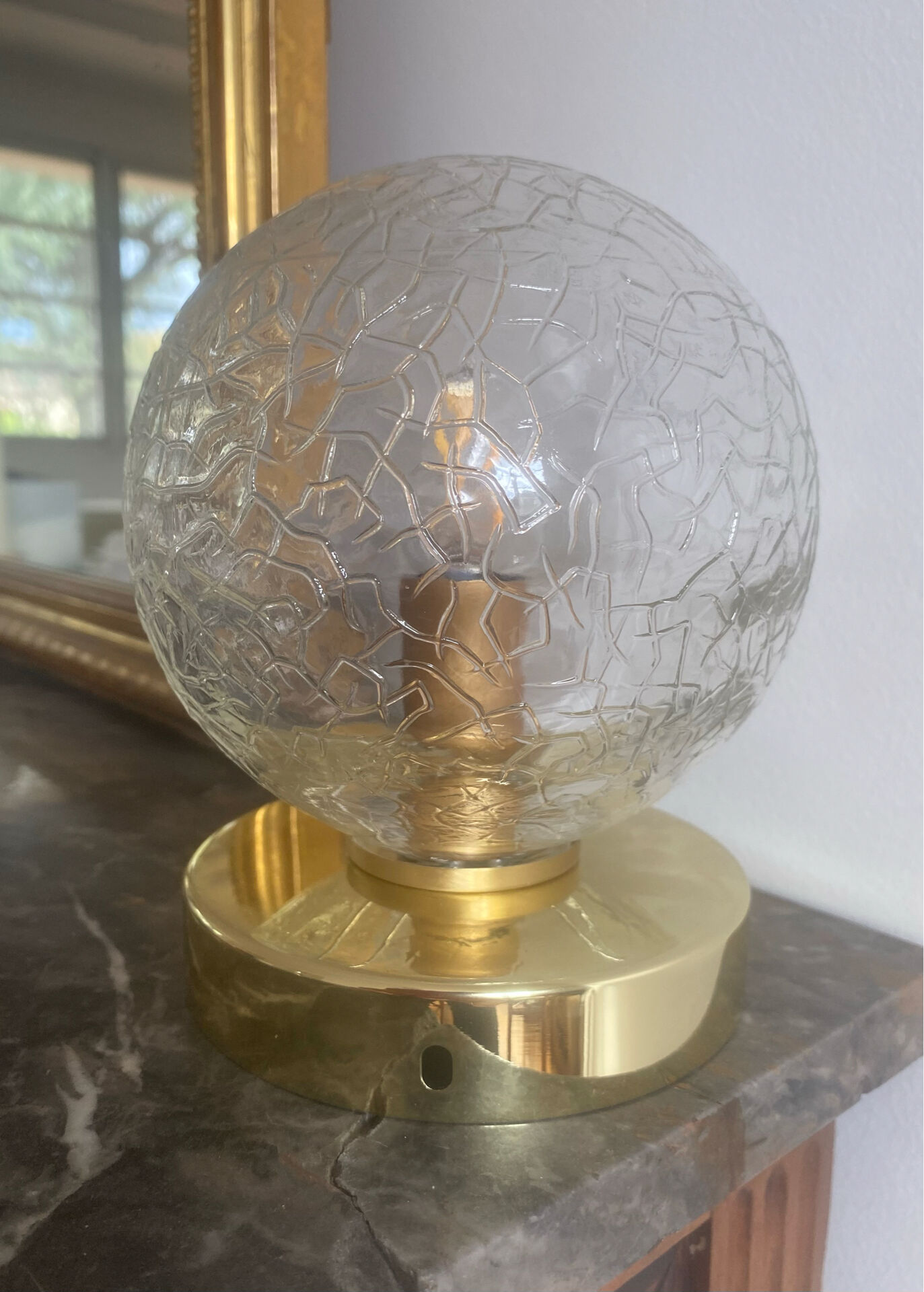Applique ou plafonnier globe vintage en verre