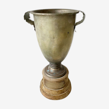 Italian cup from the 1930s