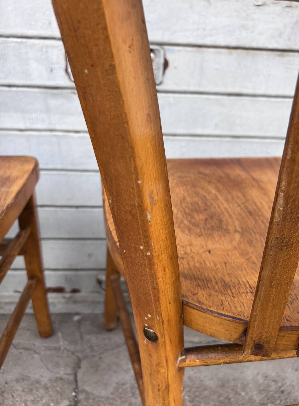 (Lot) 4 Honey Bistro Chairs