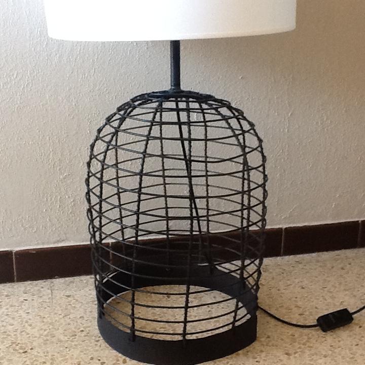 Lamp foot "cage"
