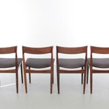 Suite de 4 chaises scandinaves en teck modèle 39