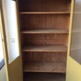 Armoire vitrée