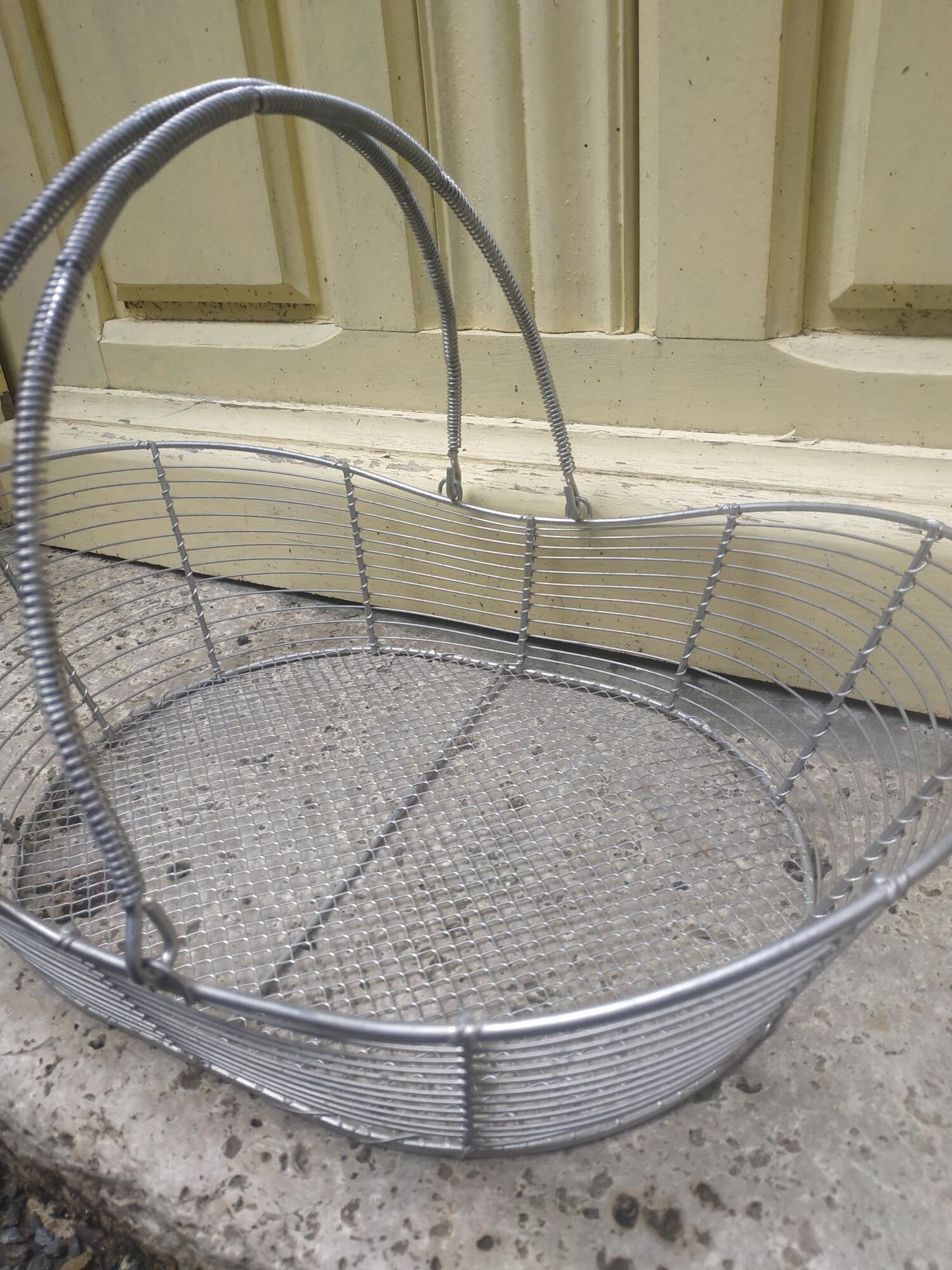 Metal basket