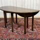 Drop-leaf English table in mahogany called Gateleg.