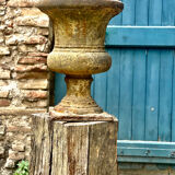 Grand vase en fonte